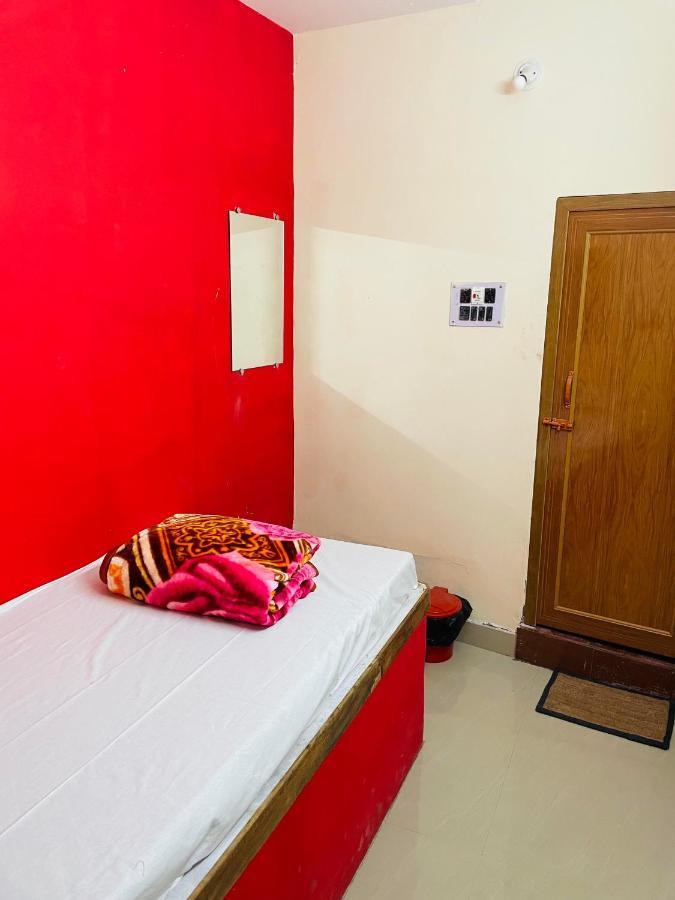 Sun India Guest House Hāora Exteriér fotografie