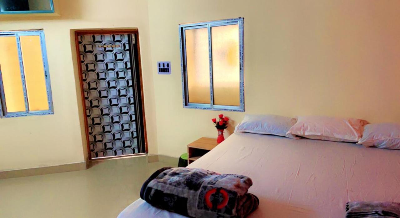 Sun India Guest House Hāora Exteriér fotografie